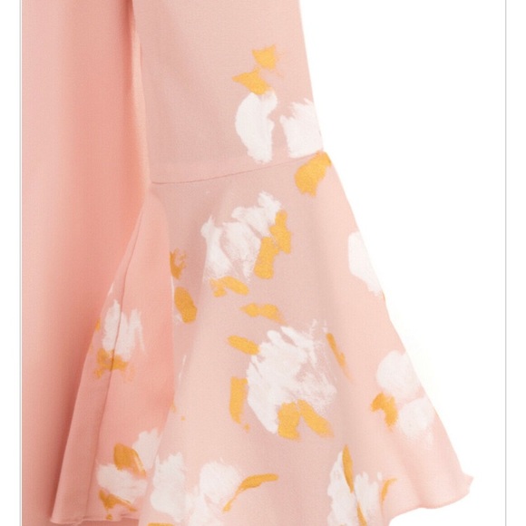 Crepe shift dress with painted bell sleeves NWOT - Picture 5 of 6